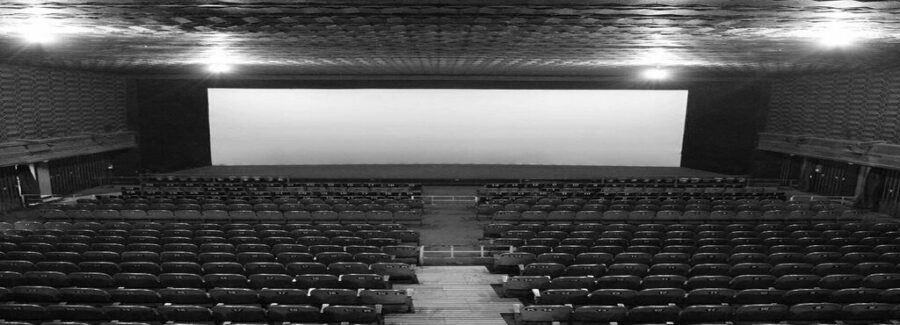 பிரபலமான திரையரங்குகளுக்கு சீல் வைப்பு! மாநகராட்சி நிர்வாகம் அதிரடி