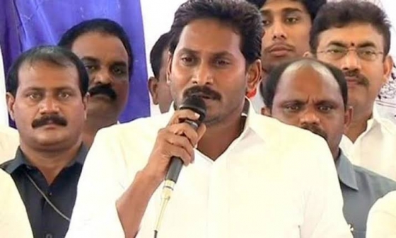 ஆந்திராவில் நல்ல திட்டத்தால் தமிழகம் வளர்ச்சி? நிறுவனங்களின் புது கணக்கு!