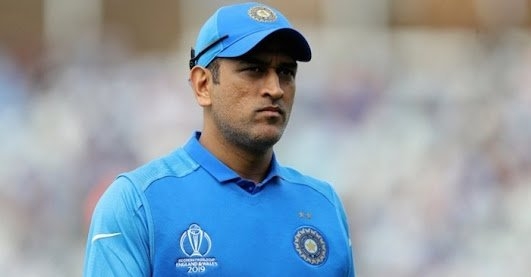 தல தோனி இப்படி பண்ணிட்டாரே! வயரலாகும் புகைப்படம் உள்ளே!