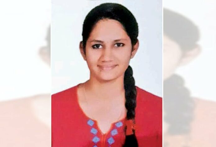 201912020510494644_Thiruvarur-At-Central-University-Student-commits-suicide-by_SECVPF