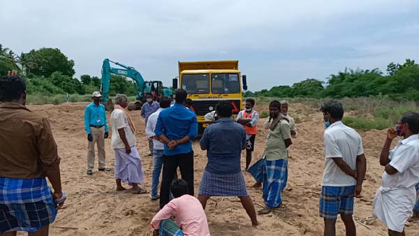 PMK Struggle Against Sand Quarry in Cuddalore
