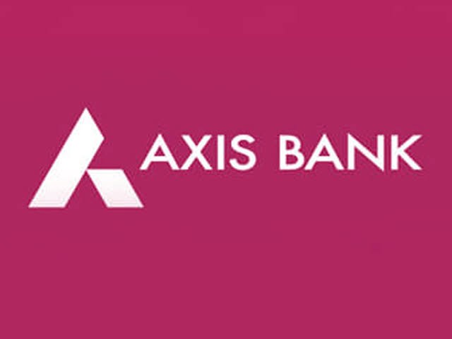 Axis Bank-ல் 100க்கும் மேற்பட்ட வேலைவாய்ப்புகள்! டிகிரி முடித்து இருந்தால் போதும்!