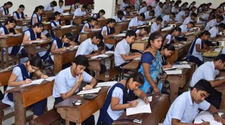 Trouble in conducting Class XII general examination! School Education Emergency Consultation ...