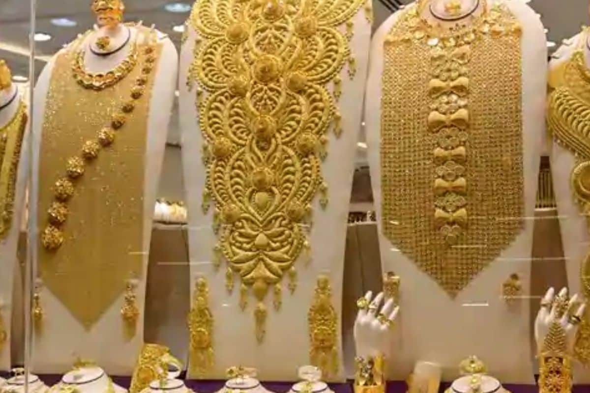 Gold and silver price situation !! Gold prices fell slightly !! 120 rupees fell in one day !!