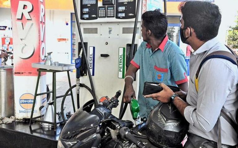 Petrol price rises again !! Today is the 10th time this month that prices have gone up !! Petrol and diesel prices today !!