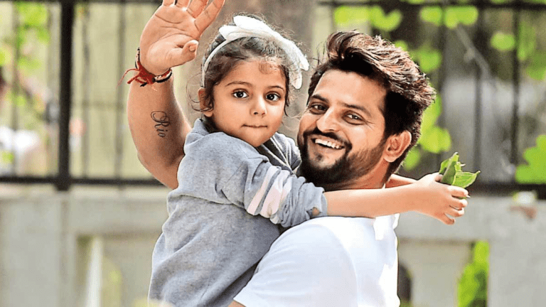 Do you know who famous cricketer Raina is watching the movie with her daughter? World famous actor !!