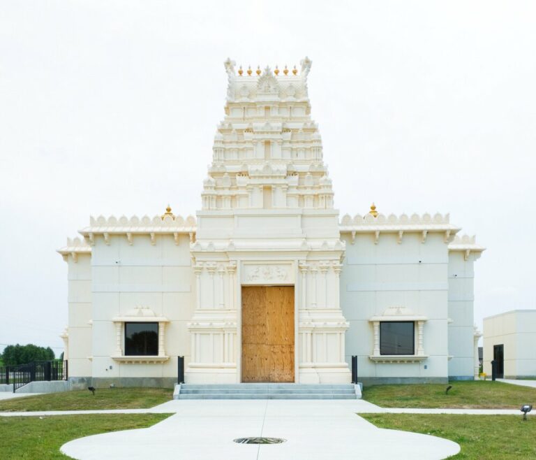 The temple built with the statue of the chief! The ultimate devotion of the MLA!