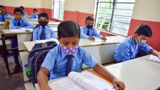 1 முதல் 3 ம் வகுப்பு மாணவர்களுக்கு பள்ளிகள் திறப்பு! வெளிவந்த திடீர் அறிவிப்பு!