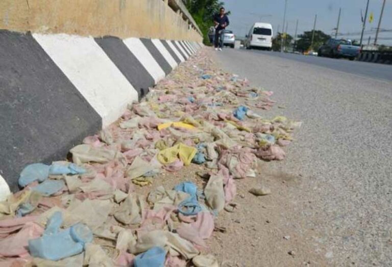 Condoms that were a kilometer away! The police who brushed off the case!