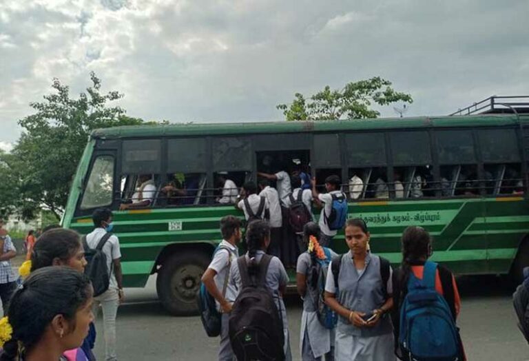 Strict punishment for the driver and conductor if the school students go like this! New information released by the government!