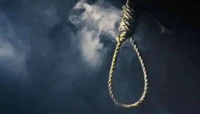 A mental patient hanged himself in Periyakulam Government District Head Hospital!