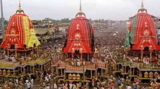 கோலாகலமாக கொண்டாடப்படும் பூரி ஜெகந்நாதர் தேர் திருவிழா!! உற்சாகத்தில் பக்தர்கள்!!