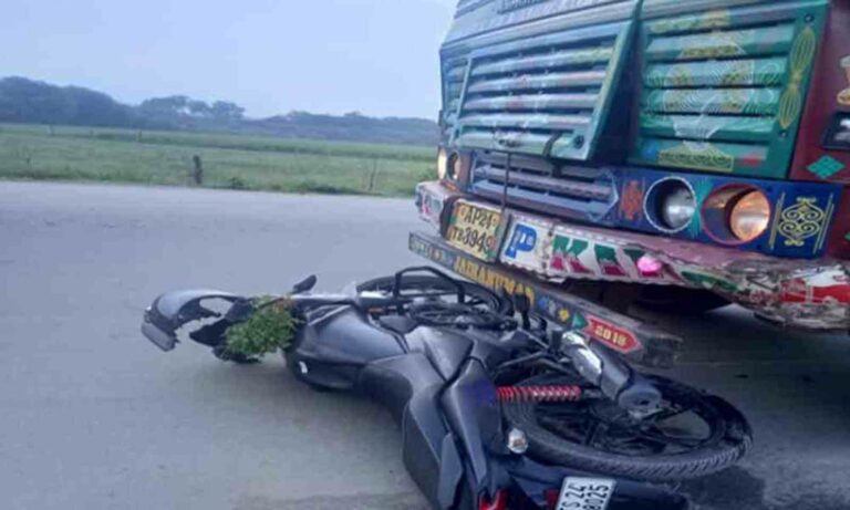 truck-and-bike-head-on-collision-accident-a-lot-of-excitement-in-the-area
