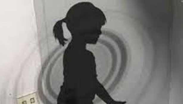 Thanjavur school girl suddenly magic! The girl was rescued at the Coimbatore railway station!