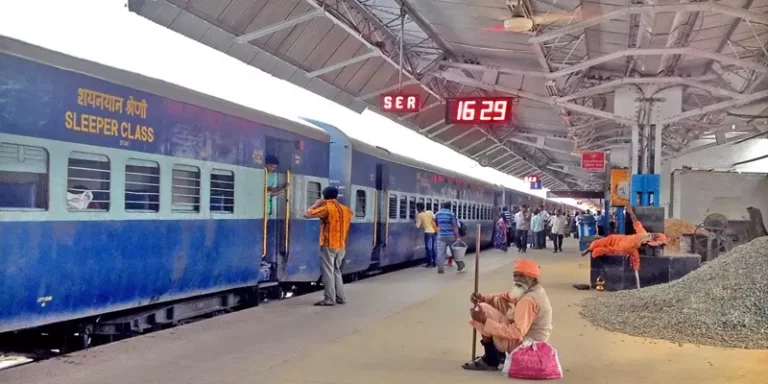 Special fare trains running! Do you know which towns?