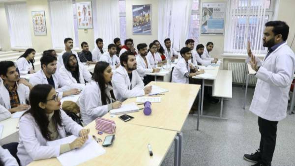 first-year-class-of-mbbs-courses-starts-from-november-the-announcement-made-by-minister-ma-subramanian