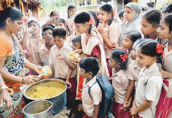 Government school students came out with a strange plan! A new change in nutrition!