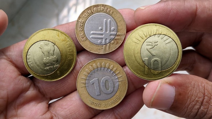 You can no longer refuse to buy ten rupee coins! Penalty if violated!