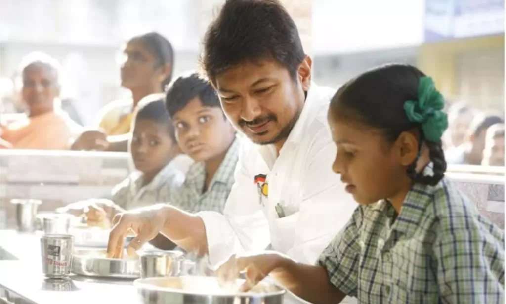 Change in schools due to breakfast program! Udhayanidhi who spoke in Salem!