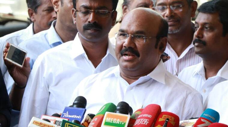 AIADMK ex-minister sketched and lifted by DMK.. Opposition gets nervous!! ICourt action order!!