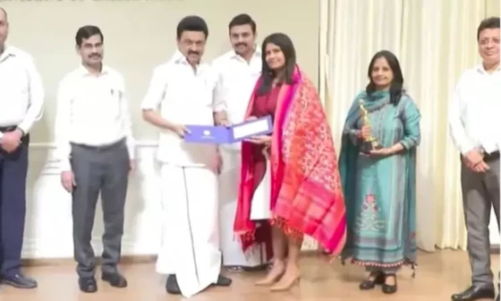 ஆஸ்கர் பட பெண் இயக்குனருக்கு முதல்வர் ஸ்டாலின் ஒருகோடி பரிசு!!