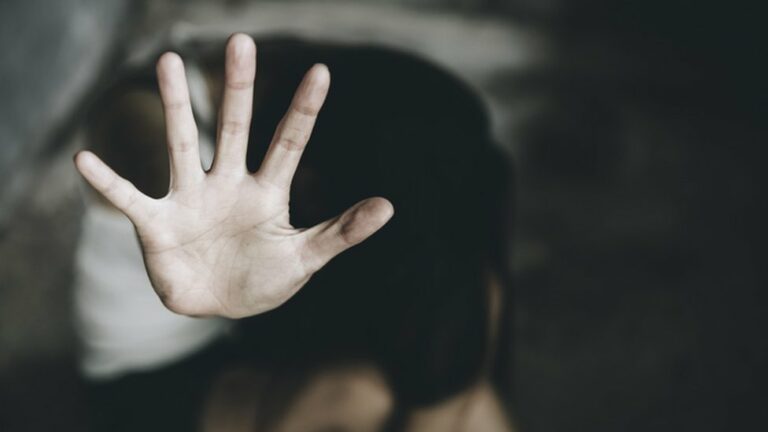 விழுப்புரம் அருகே 5 சிறுமிகளுக்கு பாலியல் தொந்தரவு!