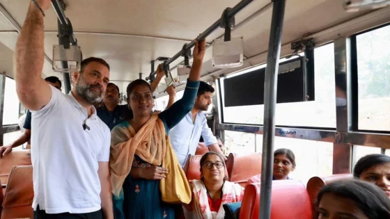 அரசு பேருந்தில் ராகுல் காந்தி பயணம்! இப்படியும் வாக்கு சேகரிப்பு நடத்தும் காங்கிரஸ்!!
