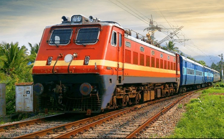 Attention train passengers!! Indian Railways has announced a new change in ticket booking!!