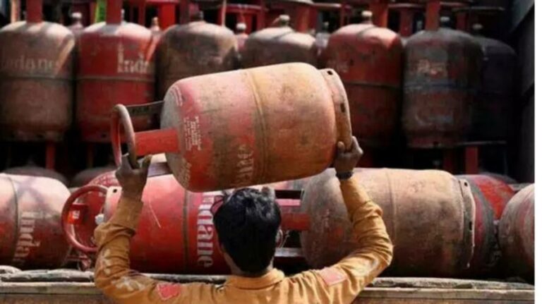 Commercial cooking gas price change in Tamil Nadu from July 1!! Increase of Rs.8!!