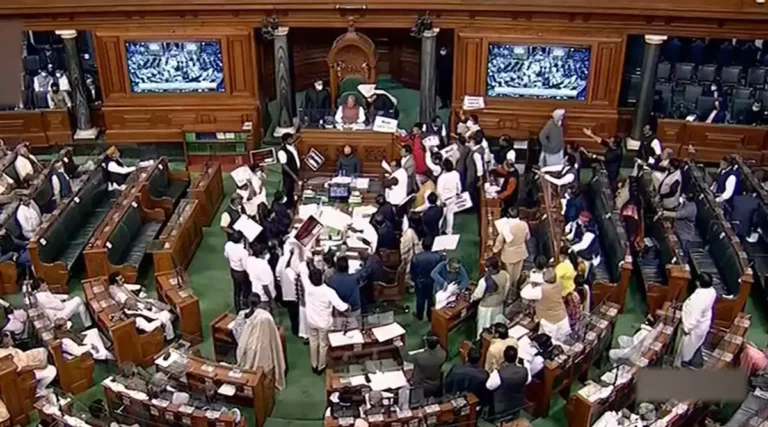 Lok Sabha adjournment again due to opposition party !!Commotion in state house!!