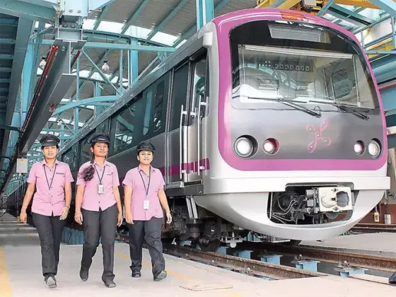மெட்ரோ ரயில் பயணிகளுக்கு ஒரு ஹாப்பி நியூஸ்!! இன்று முதல் தரமாக தொடங்கிய புதிய சேவை!!