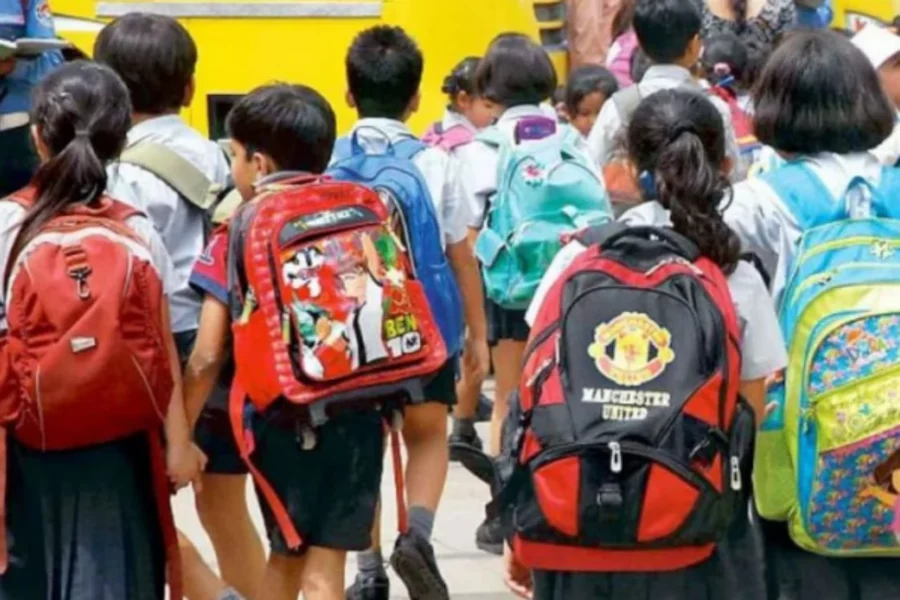 ஜீன் 10 வரை பள்ளிகளுக்கு கோடைவிடுமுறை நீட்டிப்பு – காரணம் இதுதான்!