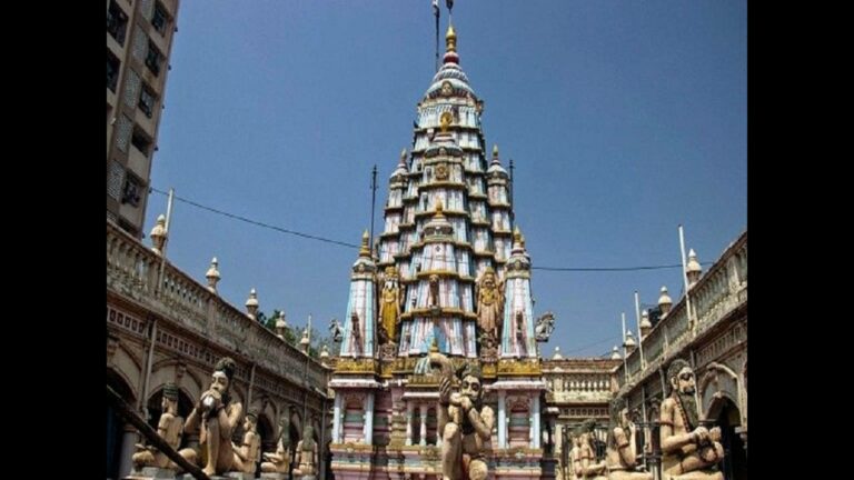 மும்பாதேவி கோவில் வளாகத்தினை சீரமைக்க முடிவு செய்துள்ளது மகாராஷ்டிரா மாநில அரசு!!