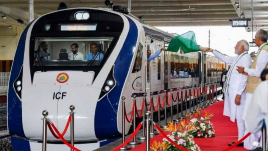இன்று ஒரே நாளில் பத்து புதிய வந்தே பாரத் இரயில் சேவை! பிரதமர் மோடி துவங்கி வைப்பு!