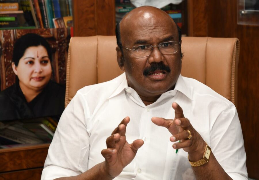 தோற்கப்போகும் பாஜகவிற்கு வாக்களித்து மக்கள் வாக்குகளை வீணாக்க மாட்டார்கள் – முன்னாள் அமைச்சர் ஜெயக்குமார்..!!!