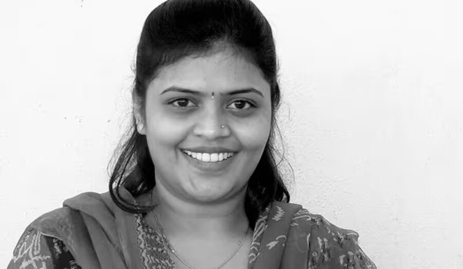 சத்தமே இல்லாமல் சமூக சேவை செய்யும் காமெடி நடிகர் கவுண்டமணியின் மகள்..!!