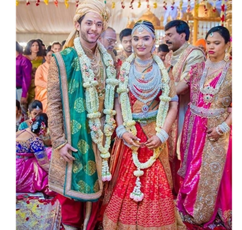 புடவை மட்டும் 17 கோடி ரூபாய்..டாப் 10 பணக்காரர்களே வியந்த இந்தியாவின் ஆடம்பர திருமணம்..!!