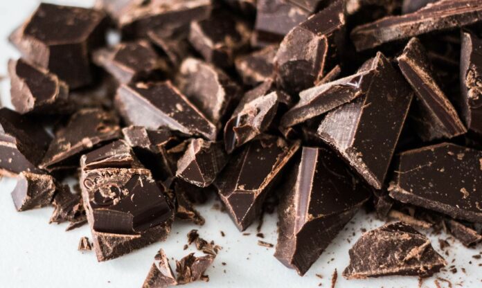 CHOCOLATE BENEFITS: From blood sugar to cancer.. can be cured by eating chocolate!!