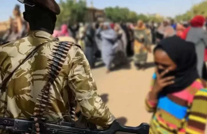 Women queuing up for food!! The ultimate brutality of military personnel!!