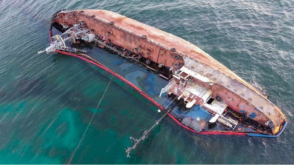 Oil tanker capsized accident in Oman! What is the status of 16 people including 13 Indians?