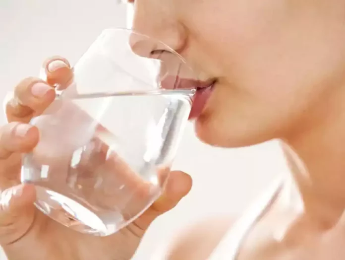 Danger.. Don't even forget to drink water after eating these fruits!!