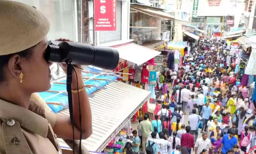 தீபாவளி எதிரொலியாக பாதுகாப்பு பணியில் போலீசார்!! தமிழக அரசு அதிரடி நடவடிக்கை!!