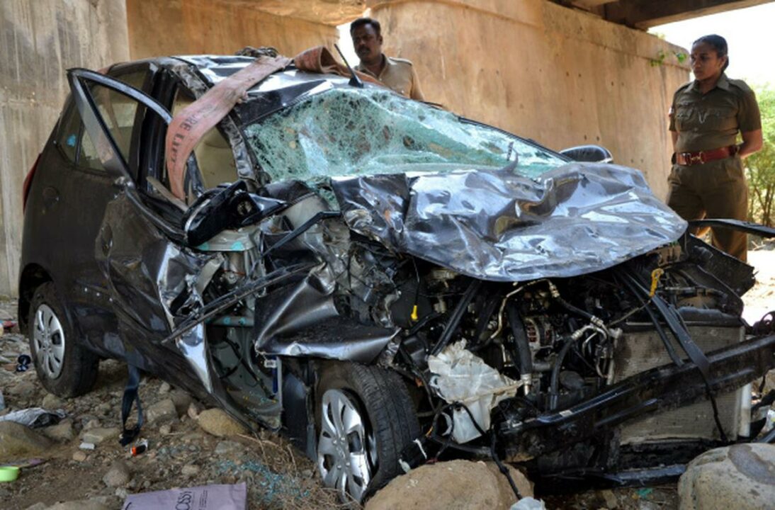 Horrible accident in Salem district!! Diwali took lives.. 9 months baby died!!