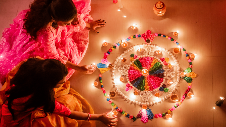 தித்திக்கும் தீபாவளி பண்டிகை இத்தனை பெயர்களில் கொண்டாடப்படுகிறதா!!