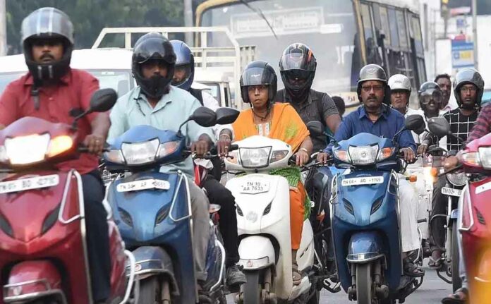 Fine even if helmet is worn anymore?? Traffic Police New Notification !!