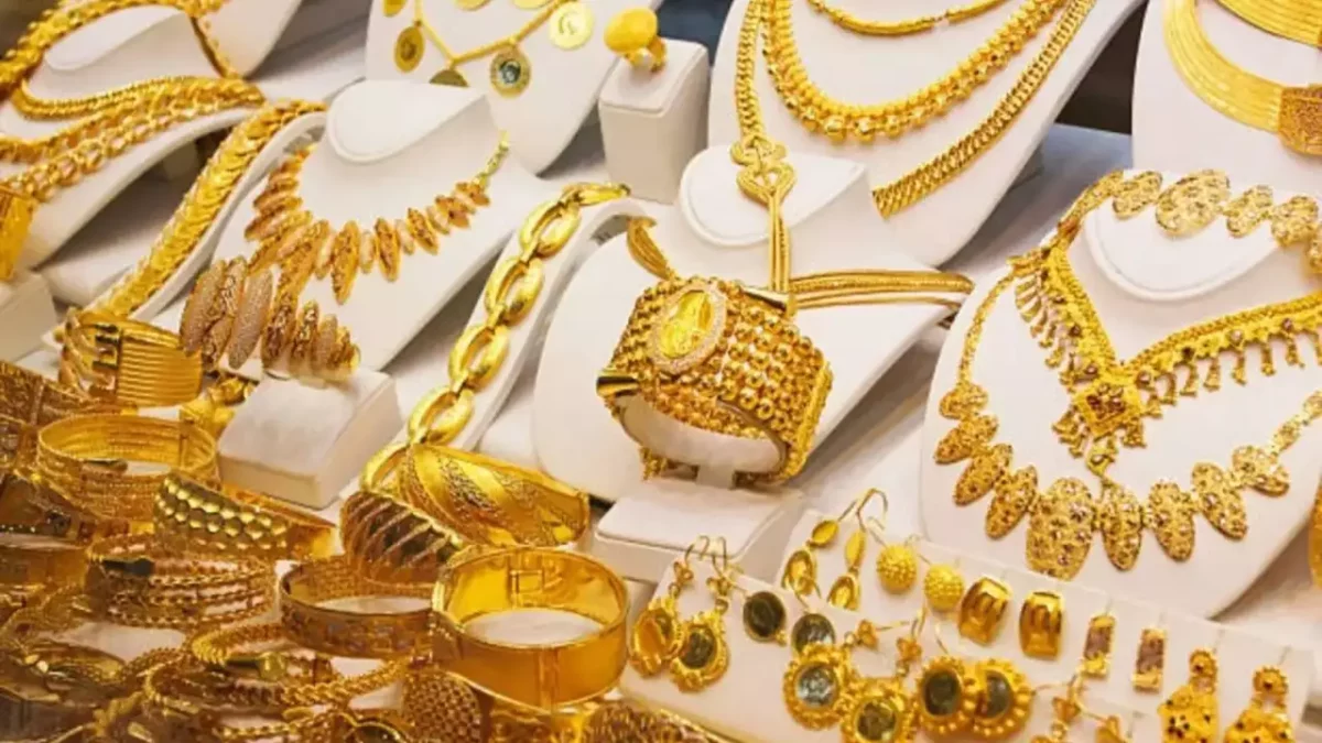 The price of gold plummeted!! Now is the perfect time to buy jewelry!!