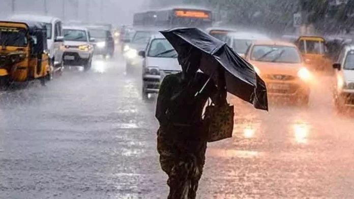 Heavy rain forecast for 15 districts in Tamil Nadu today.