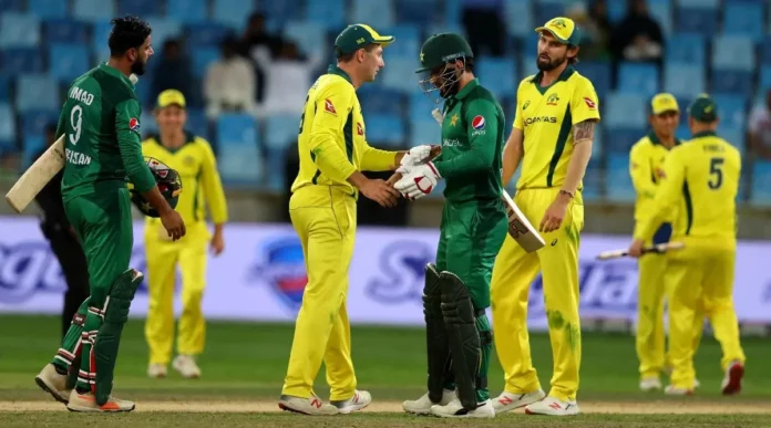 Australia set a record by defeating Pakistan