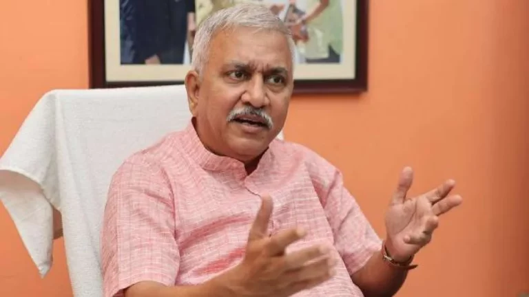 The BJP has demanded the arrest of writer Oviya for defaming Devendra Kula Velalar community