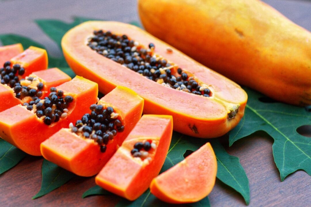 Applying papaya fruit paste on the face will give you so many benefits!!